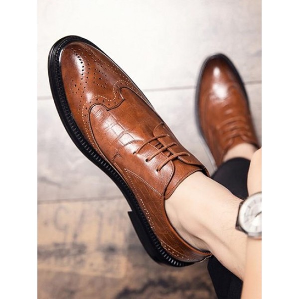 Wingtip Details Lace-up Breathable Faux Leather Shoes