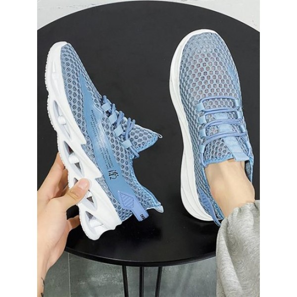 Honeycomb Mesh Letter Graphic Running Shoes