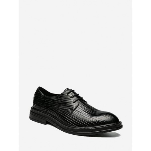 Striped Embossed Business Faux Leather Shoes